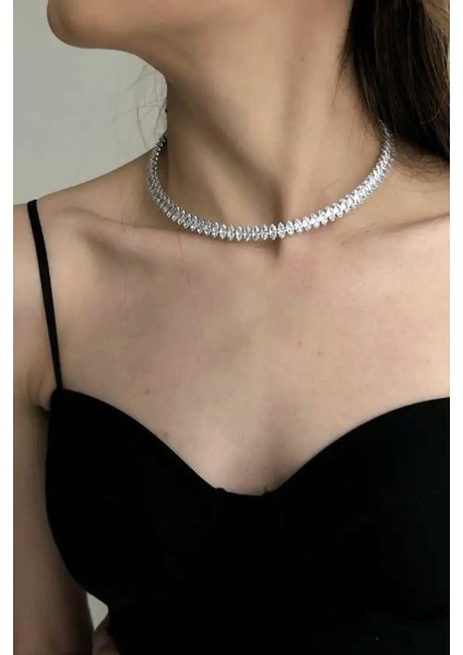 Marq Kesim Zirkon Taşlı Dönmeyen Kalıplı Suyolu Choker Kolye modelleri