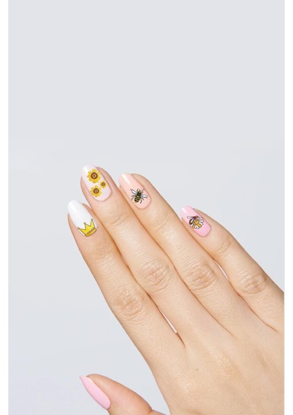 Arı Tırnak Dövmesi