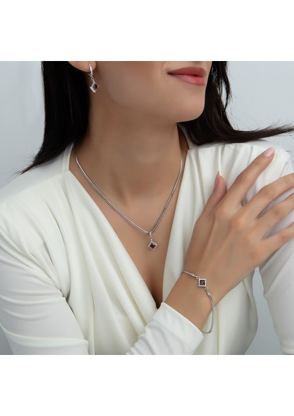 925 Ayar Gümüş Pırlanta Modeli Taşlı Kare Küpe, Kadın Küpe fiyatları