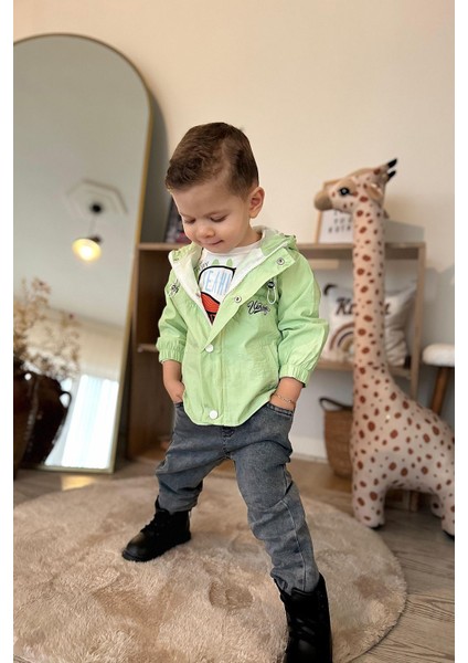Kurukafa Desenli Yağmurluklu Erkek Çocuk 3 lü takım - Yeşil modelleri