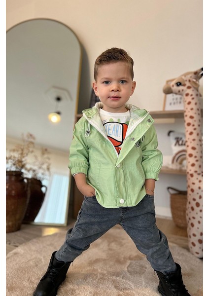 Kurukafa Desenli Yağmurluklu Erkek Çocuk 3 lü takım - Yeşil fırsatları
