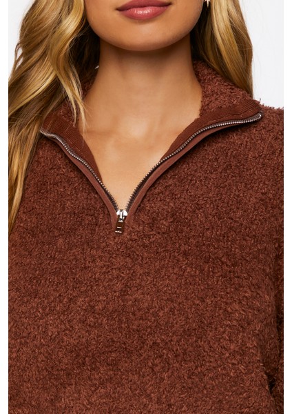 Polo Yaka Crop Kazak