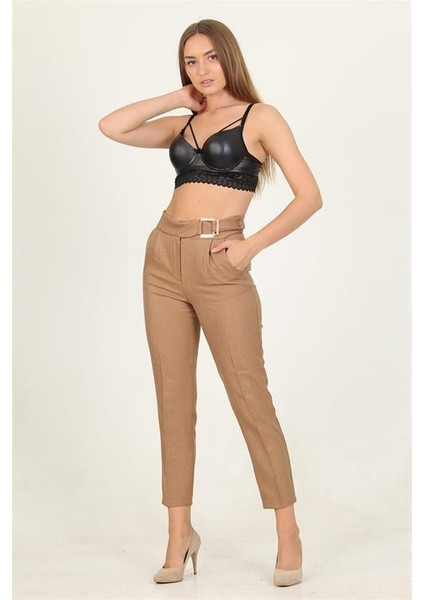 Dipmoda kadın camel metal kemerli cepli ofis pantolon QNS028