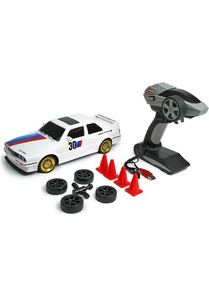 Retro Drift 1:16 Ölçek 2.4g Rc Araba 7.4V Lithium Şarj Edilebilir Harika Drift