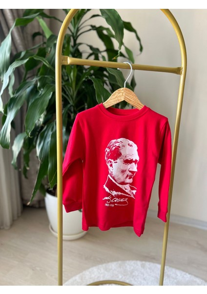 Kırmızı Atatürk Baskılı Uzun Kollu Basic