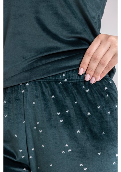 Kadın Zümrüt Kalp Kadife Ip Askı Sabahlık Pantolon 3 Lü Pijama Takım indirimleri