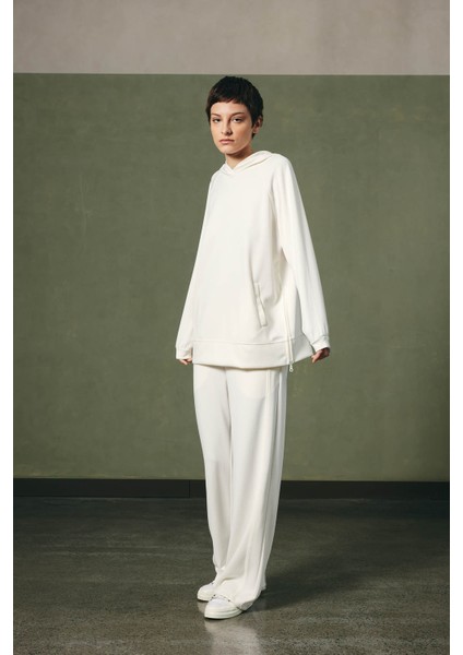 Kadın Soft Touch Uzun Kollu Fermuar Detaylı Sweatshirt modelleri