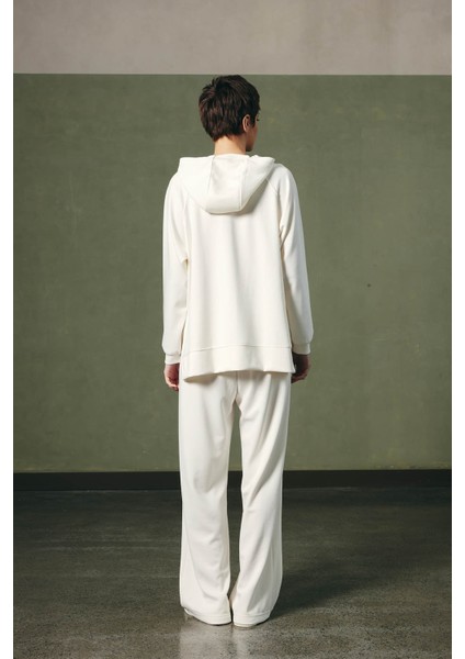 Kadın Soft Touch Uzun Kollu Fermuar Detaylı Sweatshirt fırsatları