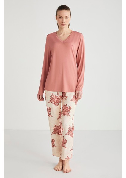 Yumuşak Dokulu Pijama Takımı