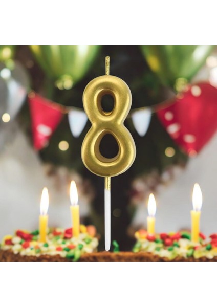 8 Yaş Gold Rakam Mum