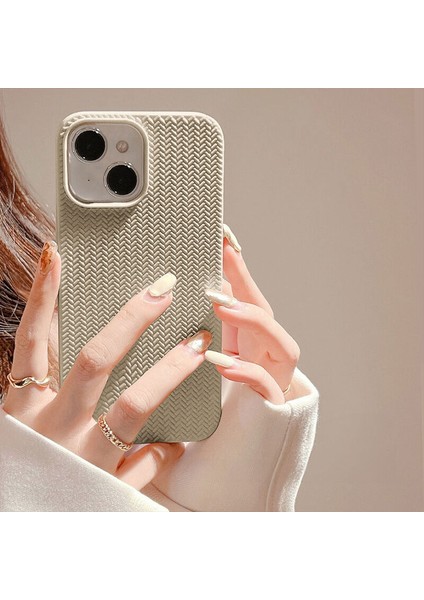 Apple iPhone 13 Uyumlu Kılıf Zebana Woven Silikon Kılıf Krem Rengi