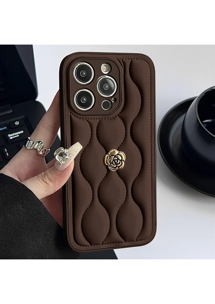 Apple iPhone 15 Pro Uyumlu Kılıf Zebana Camellia Deri Kılıf Kahverengi
