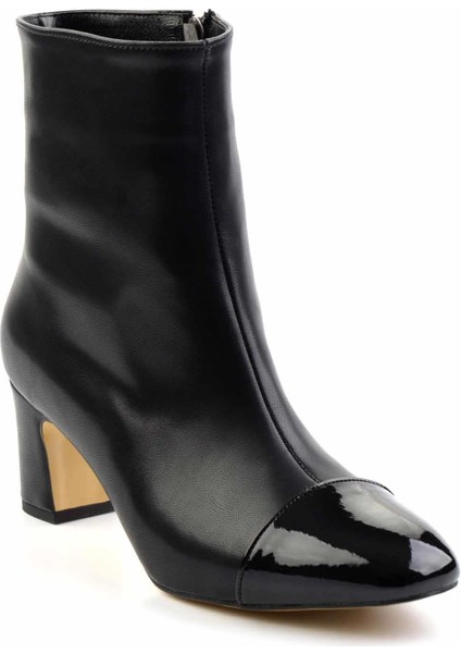 Siyah Siyah Rugan Kadın Bot & Bootie K02828335009 modelleri