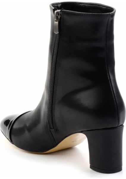 Siyah Siyah Rugan Kadın Bot & Bootie K02828335009 fırsatları