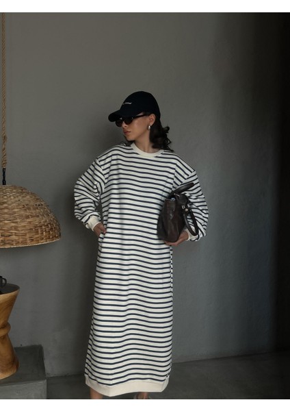 Kadın Lacivert Çizgili 3 Iplik Şardonsuz Uzun Oversize Elbise 28288 modelleri