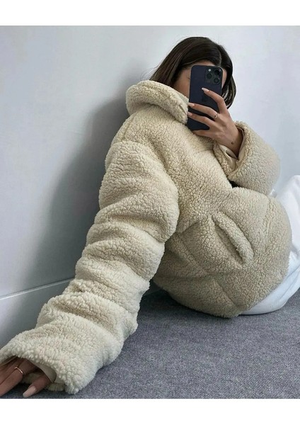 Bej Kuzu Peluş Kabartma Dolgulu Astarlı Kadın Teddy Mont fiyatları