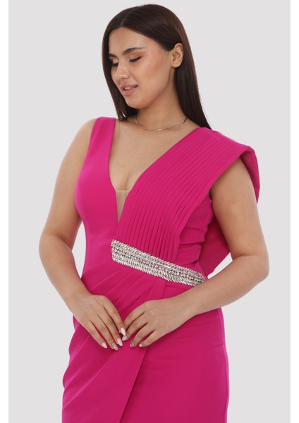 Pilise Detaylı Şık Aksesuar Tasarım Elbise fırsatları