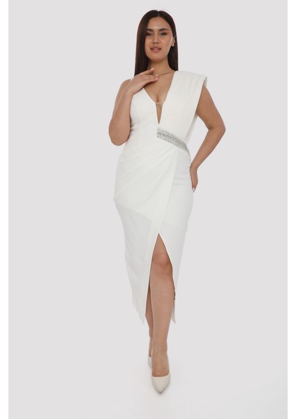 Pilise Detaylı Şık Aksesuar Tasarım Elbise