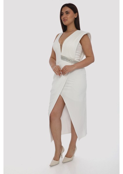 Pilise Detaylı Şık Aksesuar Tasarım Elbise fiyatları