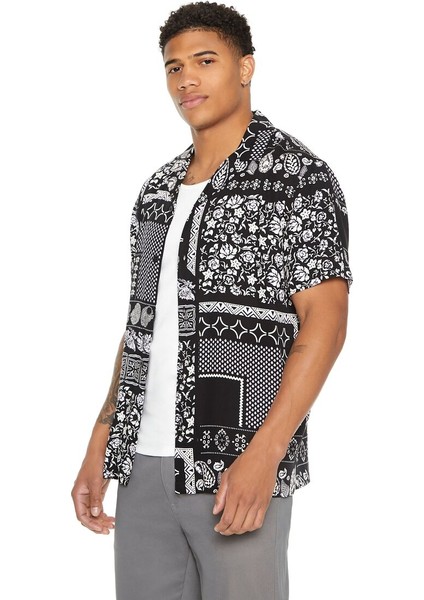 F21 Paisley Desenli Küba Yaka Gömlek fırsatları