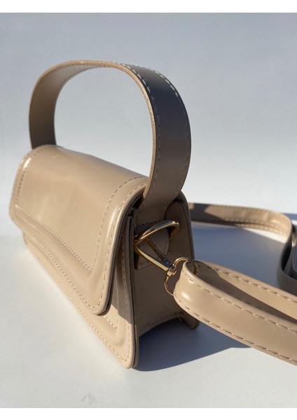 Kadın Deri Kapaklı El ve Omuz Baget Çanta fiyatları