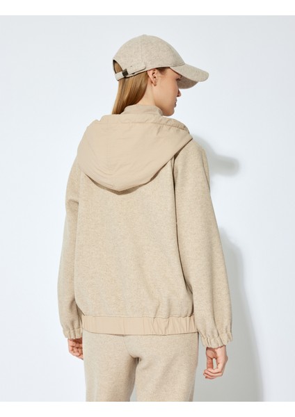 x Şahika Ercümen - Uzun Kollu Kaşe Dokulu Fermuarlı Kapüşonlu Sweatshirt fırsatları