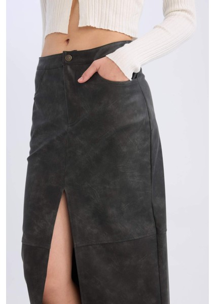 Kalem Yıkamalı Yüksek Bel Suni Deri Midi Etek D3014AX24WN indirimleri