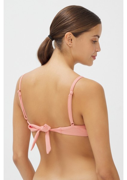 Tatlı Badem Rosy Triangel Fırfırlı Bikini Üstü fırsatları