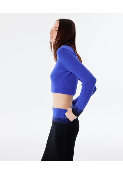 Colorblock Crop Triko TW6240050340017 modelleri