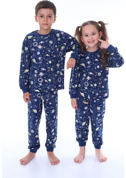 Uzay Temalı (Gezegenler-Uzay Aracı) Unisex Çocuk Pijama Takımı fırsatları