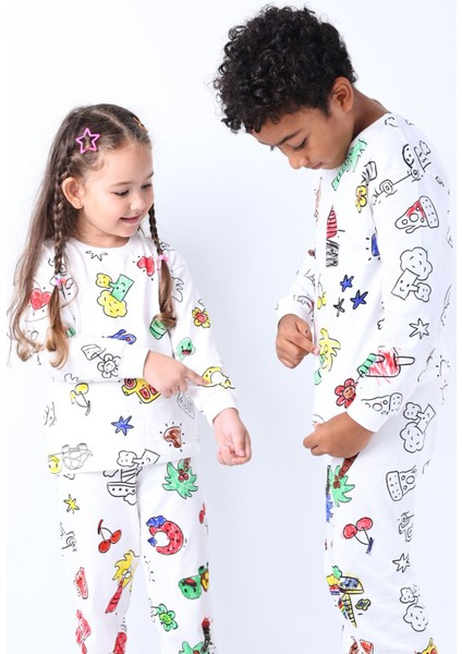 Uzun Kollu En Sevimli Figürleri ile Boyama Kalemi Hediyeli Boyanabilir Çocuk Pijama Takımı indirimleri