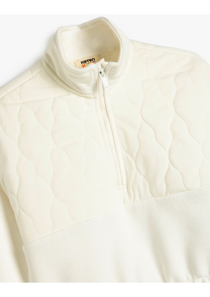 Sweatshirt Dik Yaka Yarım Fermuarlı Beli Lastikli Uzun Kollu modelleri