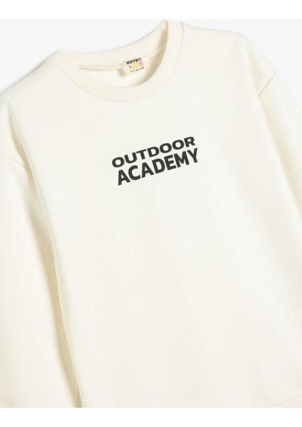 Slogan Baskılı Uzun Kollu Bisiklet Yaka Sweatshirt modelleri