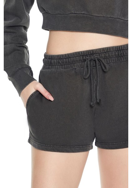F21 Yıkamalı Şort