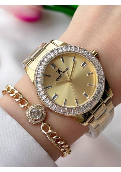 Çelik Kordon 30 mt Suya Dayanıklı Kadın Kol Saati+Bileklik BFG.13484.X2