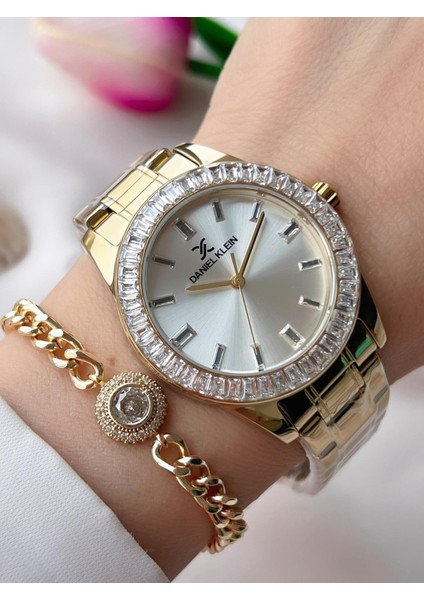 Çelik Kordon 30 mt Suya Dayanıklı Kadın Kol Saati+Bileklik BFG.13484.X6