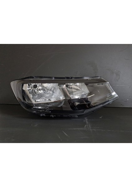 Volkswagen Caddy Sağ Ön Far Ledsiz Sıfır 2019-2022