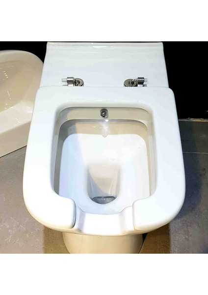 Arkitekt Önü Açık Klozet Kapağı (Bedensel Engelli , Yaşlı , Çocuk Kullanıma Uygun) - 20-003-001 Alt Kapak