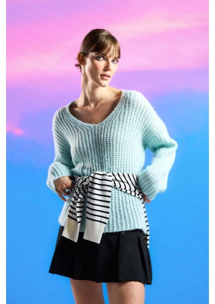 Mint V Yaka Triko Kazak