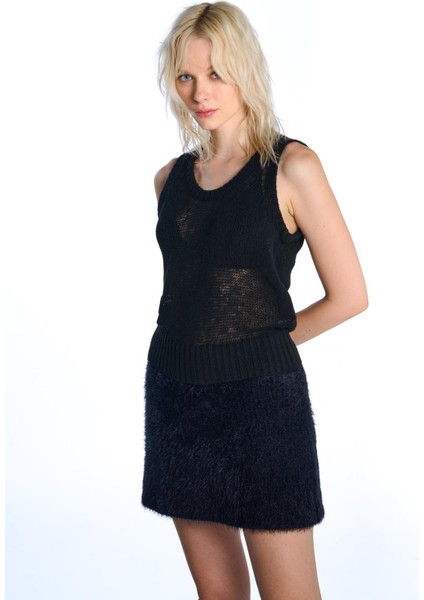 Siyah Triko Süveter modelleri