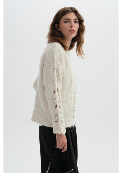 Ekru Delikli Triko Kazak fiyatları