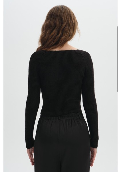 Siyah Uzun Kollu Triko Kazak indirimleri