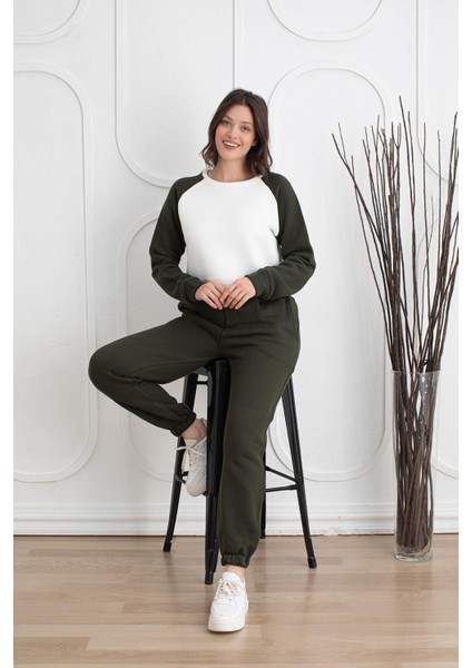 Kadın Üst Beyaz Kolları Haki Bisiklet Yaka, Alt Haki Beli ve Paçası Lastikli Pamuklu 3 İplik, Cepli Eşofman Takımı, Spor Giyim