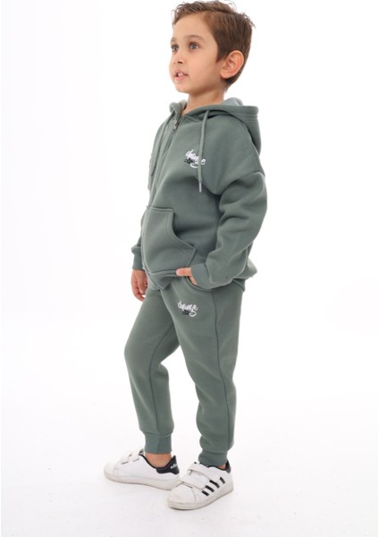 Erkek Çocuk Nakışlı Eşofman Takım fiyatları