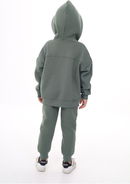 Erkek Çocuk Nakışlı Eşofman Takım fırsatları