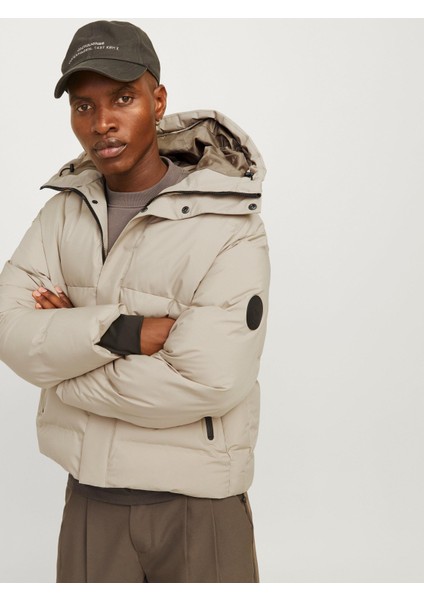Alpha Puffer Sn Erkek Mont Uzun Kollu Bej Renk Modern Kesim indirimleri