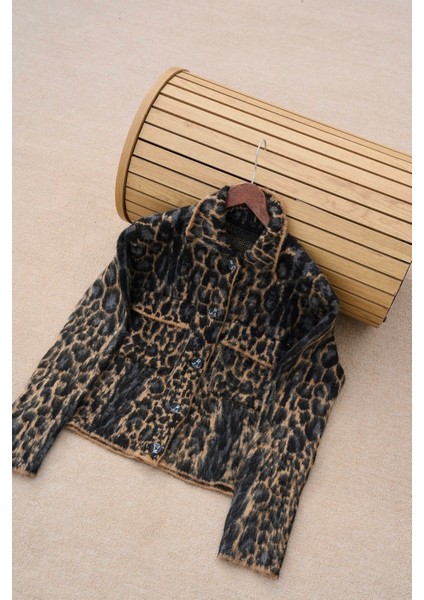Kadın Siyah Bej Leopar Desenli Cepli Triko Ceket