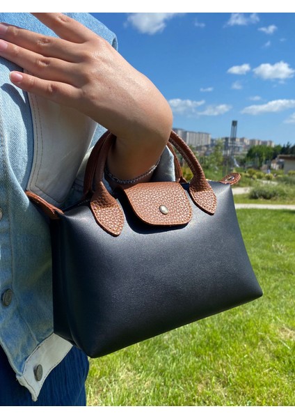 Suni Deri Ayarlanabilir Askılı Kadın Mini Çanta