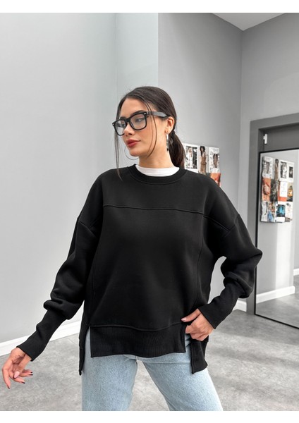 Oversize Şardonlu Yırtmaç Detaylı Sweat