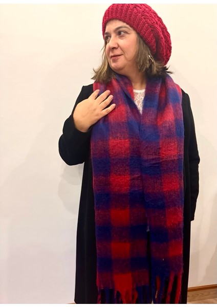 Kare Desenli Renkli Kırmızı-Lacivert Buklet Kalın Puf Şal, Atkı Uzunluk 205X Genişlik 40 Cm